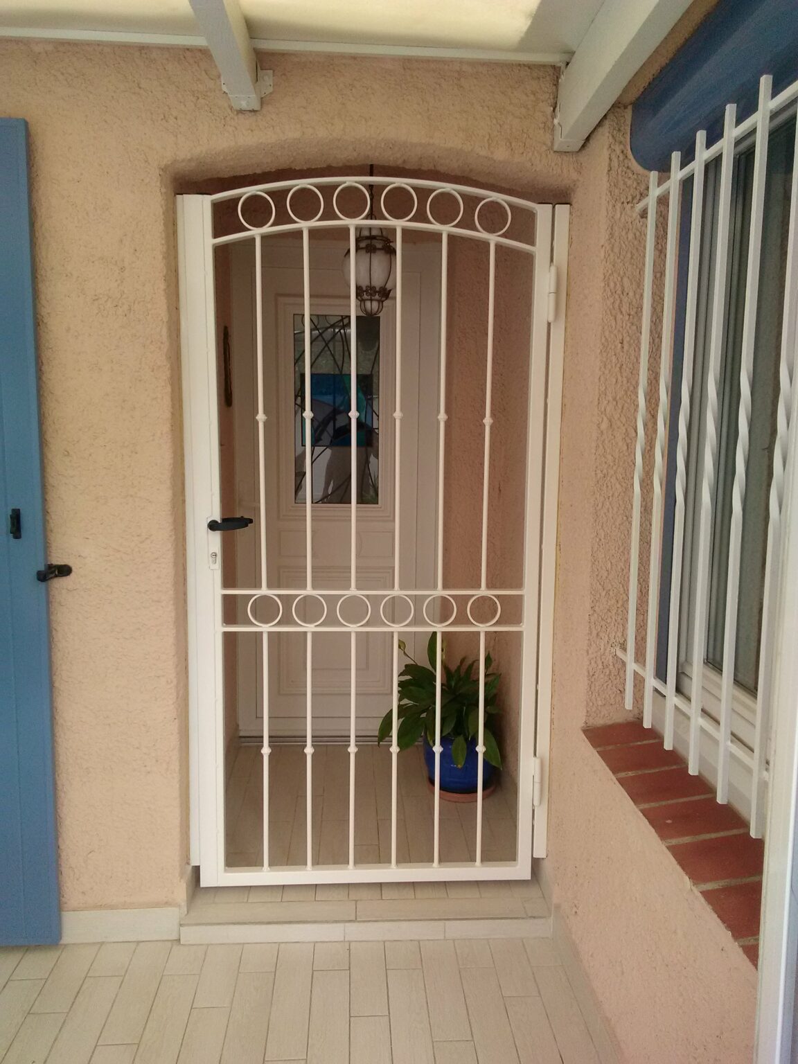AVANTAGES D UNE GRILLE D ENTR E EN FER FORG Grille De D fense fr avantages-d-une-grille-d-entr-e-en-fer-forg-grille-de-d-fense-fr